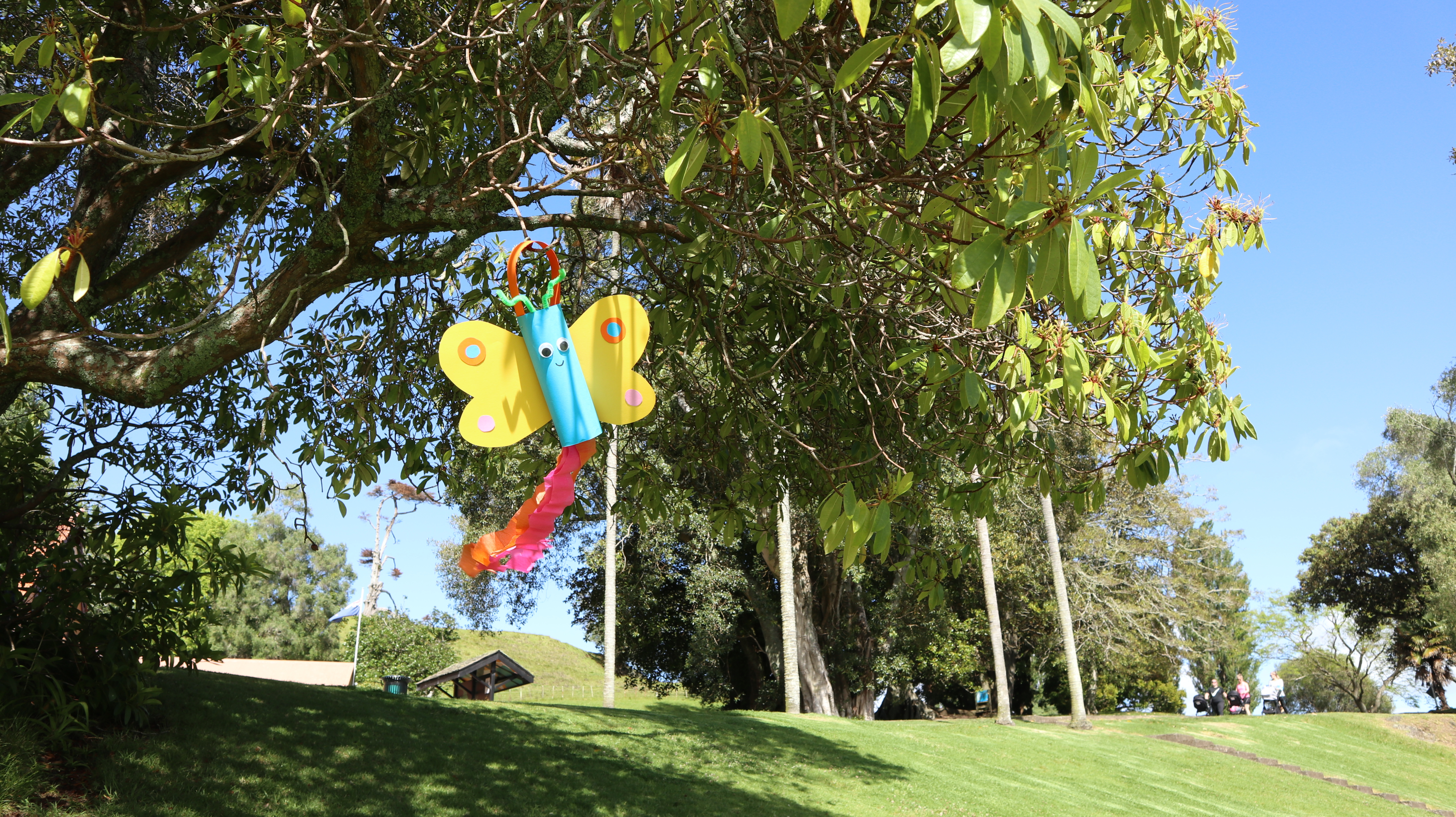 CraftCorner_PaperButterflyWindsock_2020.JPG#asset:2483